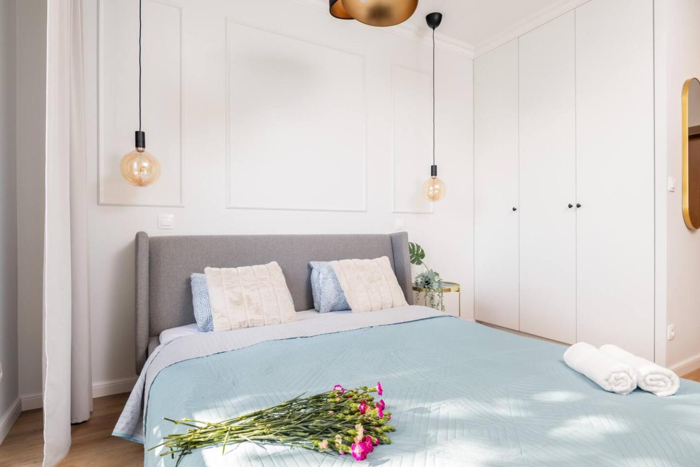 Apartment White Tulip Muranow Warsaw